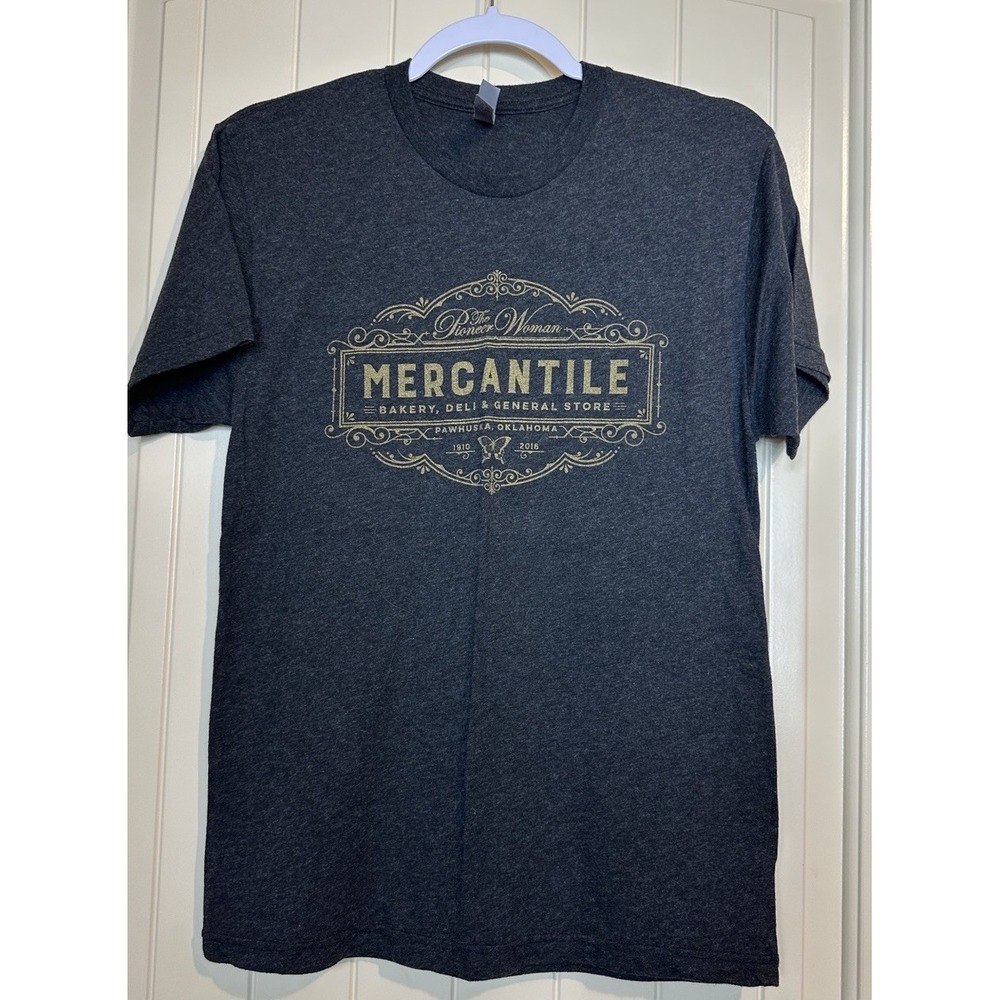 Pioneer Woman Mercantile Women's Size S T-Shirt Pawhuska Oklahoma Souvenir USA